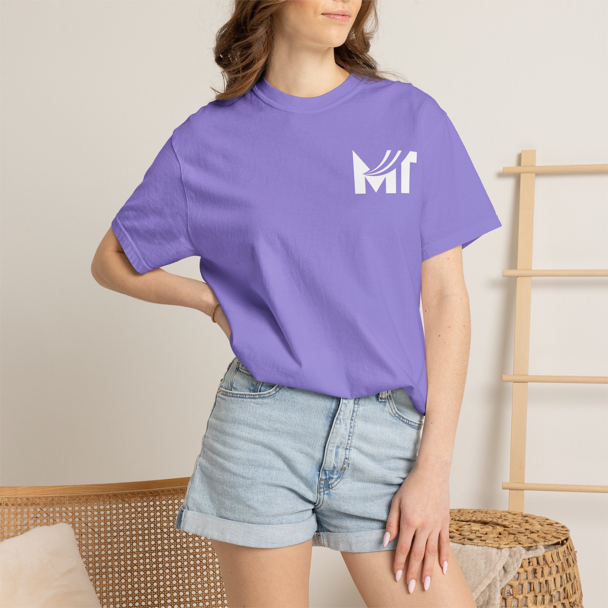 T-Shirt — Plain White Classic Crew Neck Tee