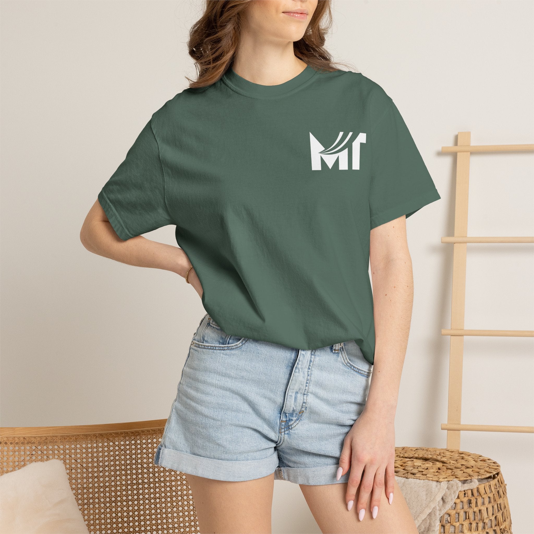 T-Shirt — Plain White Classic Crew Neck Tee