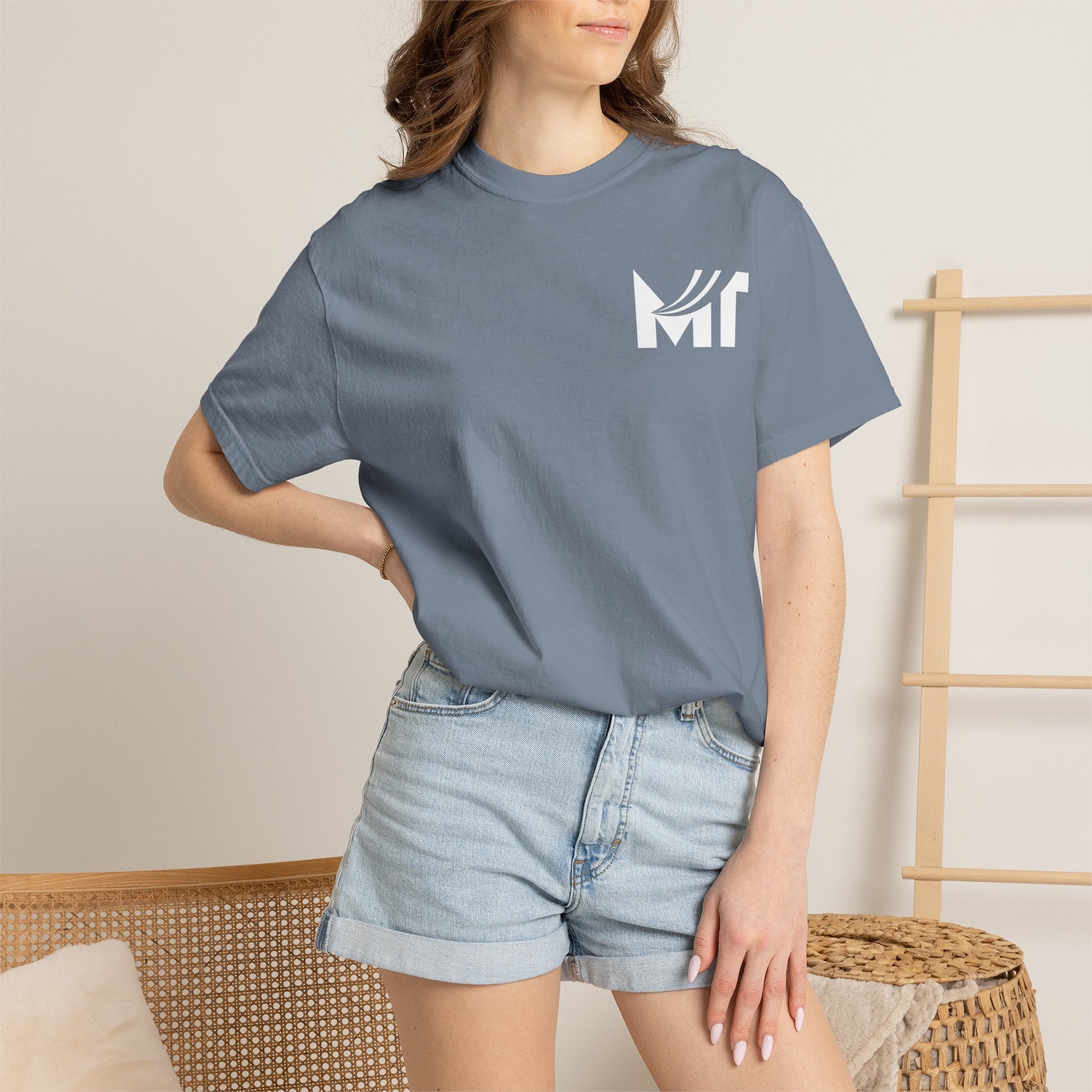 T-Shirt — Plain White Classic Crew Neck Tee