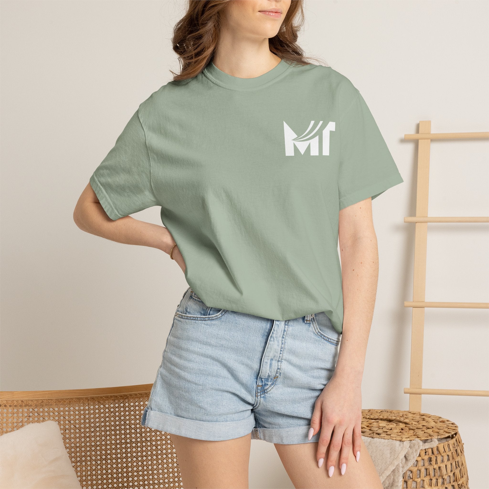 T-Shirt — Plain White Classic Crew Neck Tee